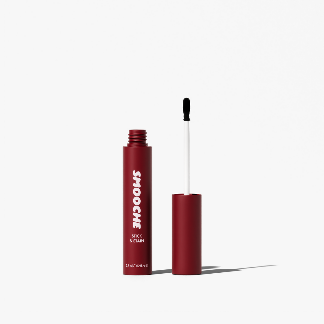Peel-off Lip Stain — lifestyle photo | Smooche